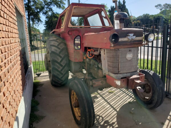 Tractor Massey Ferguson 1088