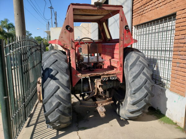 Tractor Massey Ferguson 1088