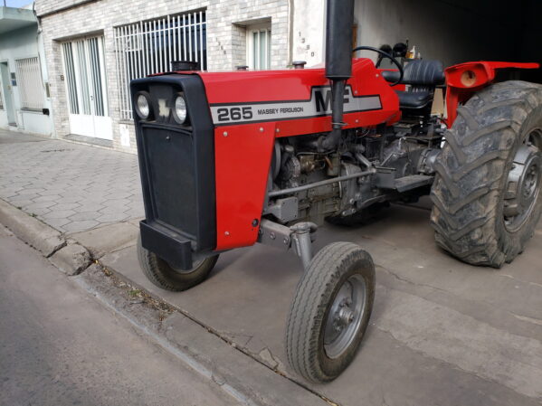 Tractor Massey Ferguson 265