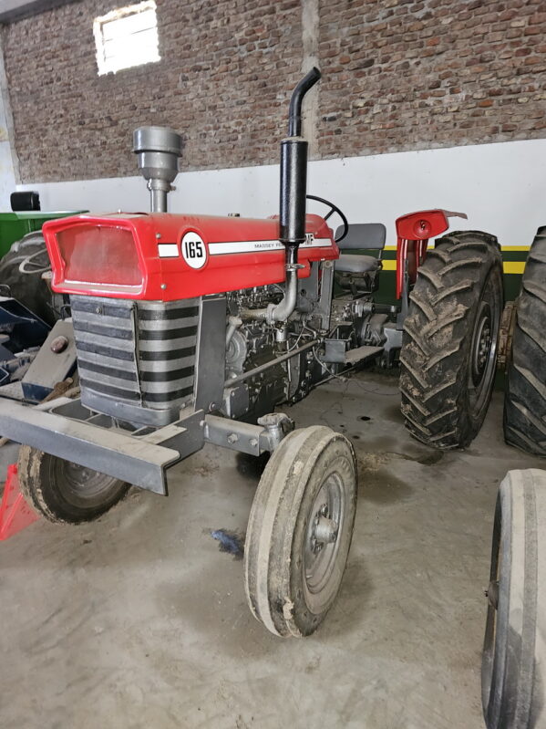 Tractor Massey Ferguson 165