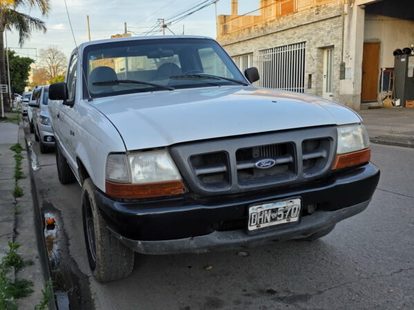 Ford Ranger Cabina simple 2000 usada